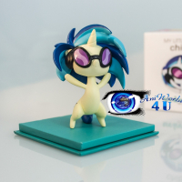 Officiële My little Pony chibi vinyl figure DJ pon3 vinyl scratch +/-5cm (geen speelgoed)